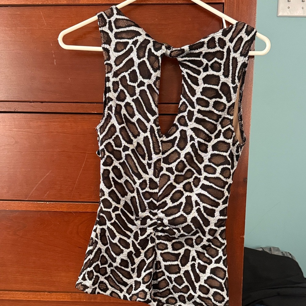 Cache Black And White Patterned Shimmer Tank Top - image 1